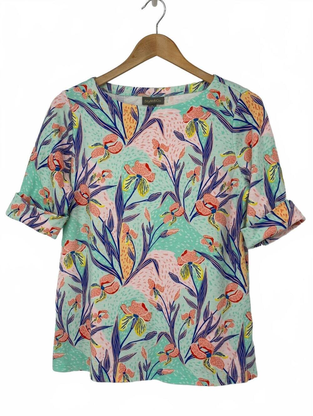 Style & Co. Floral Print Short Sleeve Top, Size Medium
